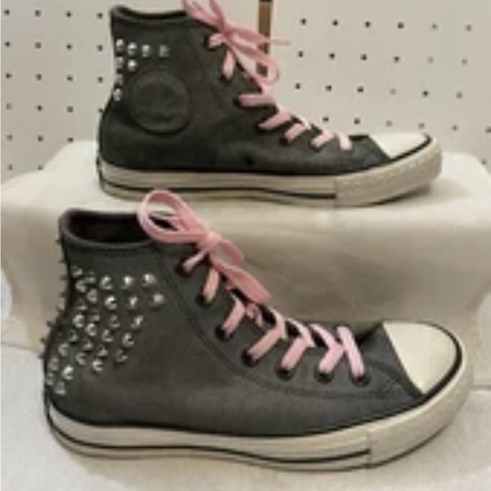 Gray High-Top Studded Canvas Sneakers with Pink Laces